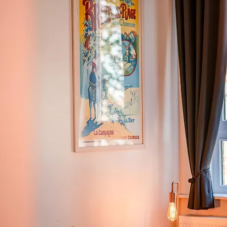 Groepswoning 5 Slaapkamers 2 Badkamers 3 Toiletten Holiday home Ostend