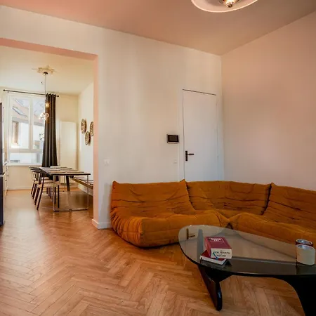 Groepswoning 5 Slaapkamers 2 Badkamers 3 Toiletten Holiday home *