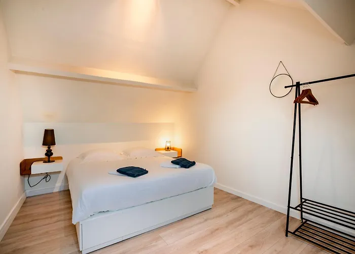 House With 5 Bedrooms - Ideal For Families & Groups Casa de Férias Ostend