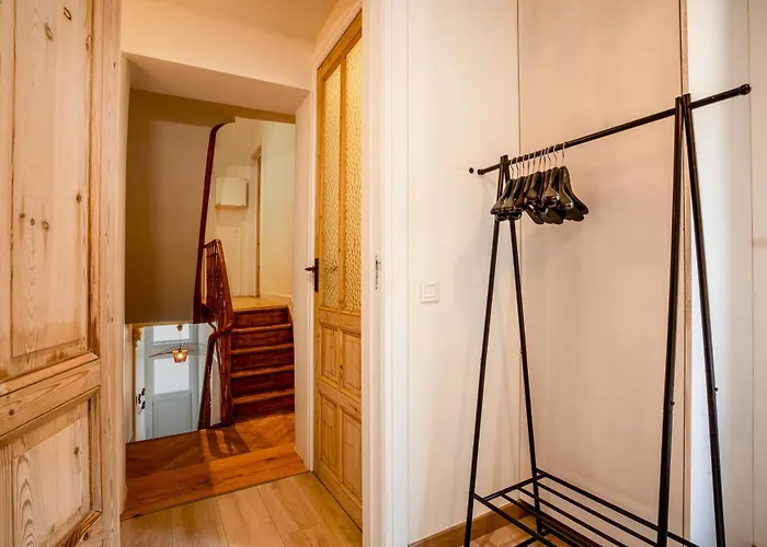 House With 5 Bedrooms - Ideal For Families & Groups Σπίτι διακοπών