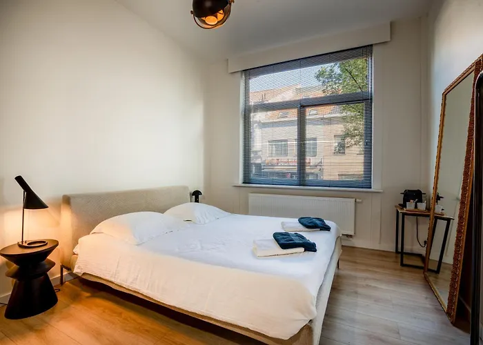 House With 5 Bedrooms - Ideal For Families & Groups Σπίτι διακοπών