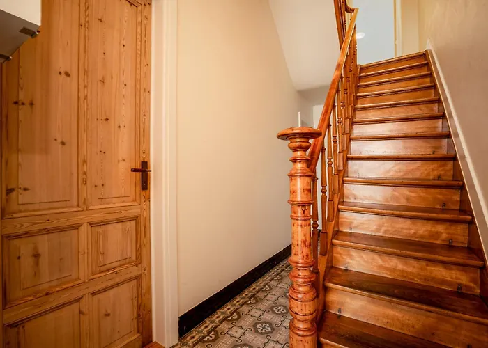 House With 5 Bedrooms - Ideal For Families & Groups Σπίτι διακοπών